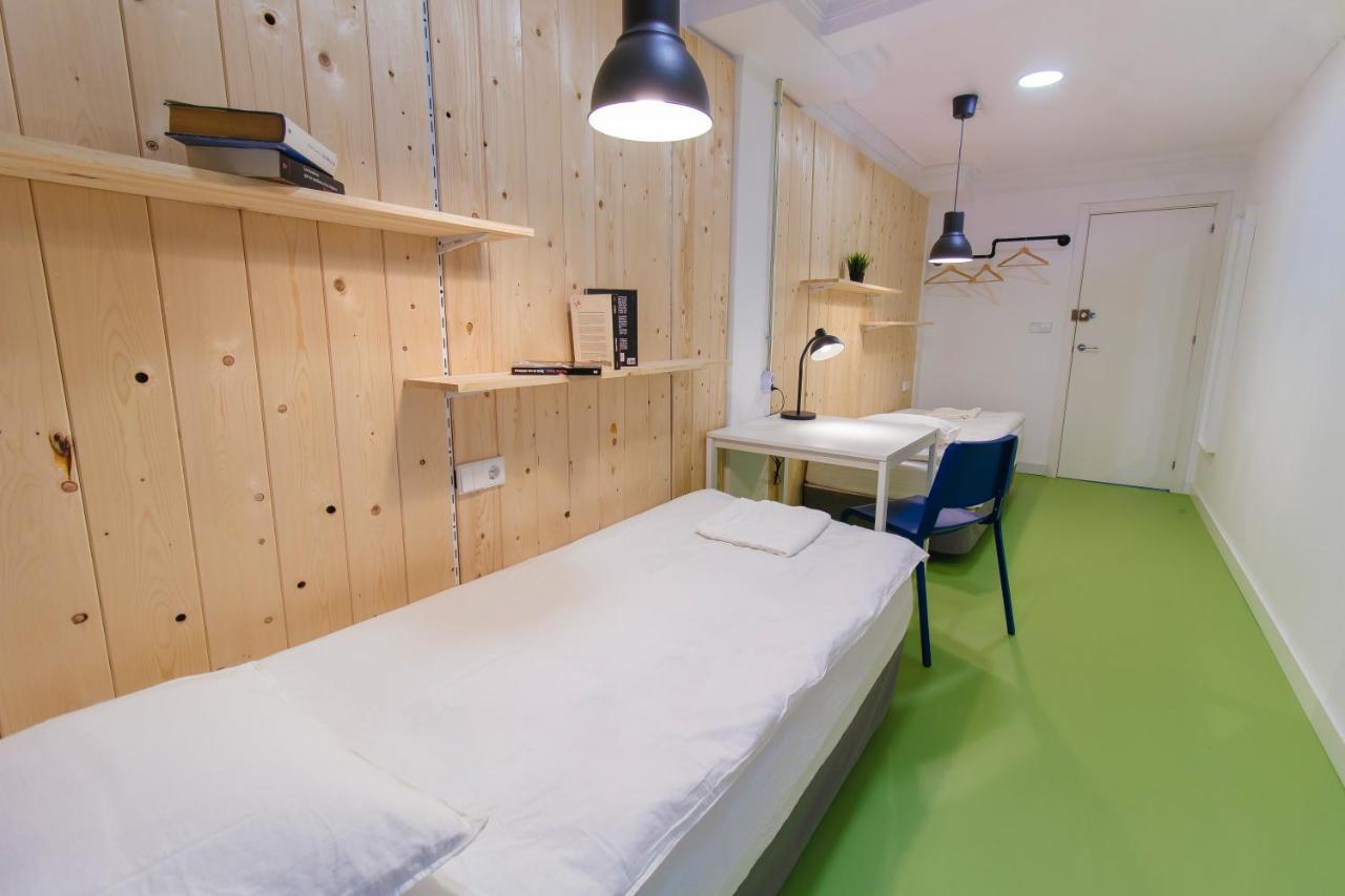 Koala Hostel Alicante Ngoại thất bức ảnh