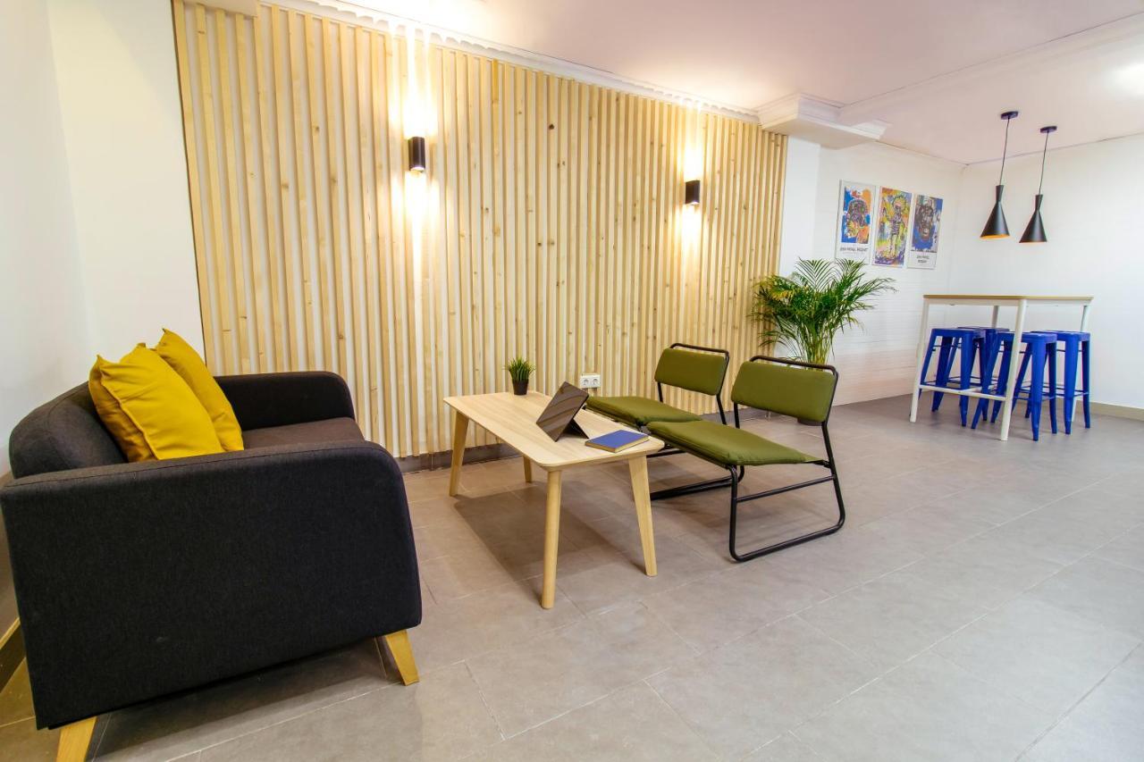 Koala Hostel Alicante Ngoại thất bức ảnh