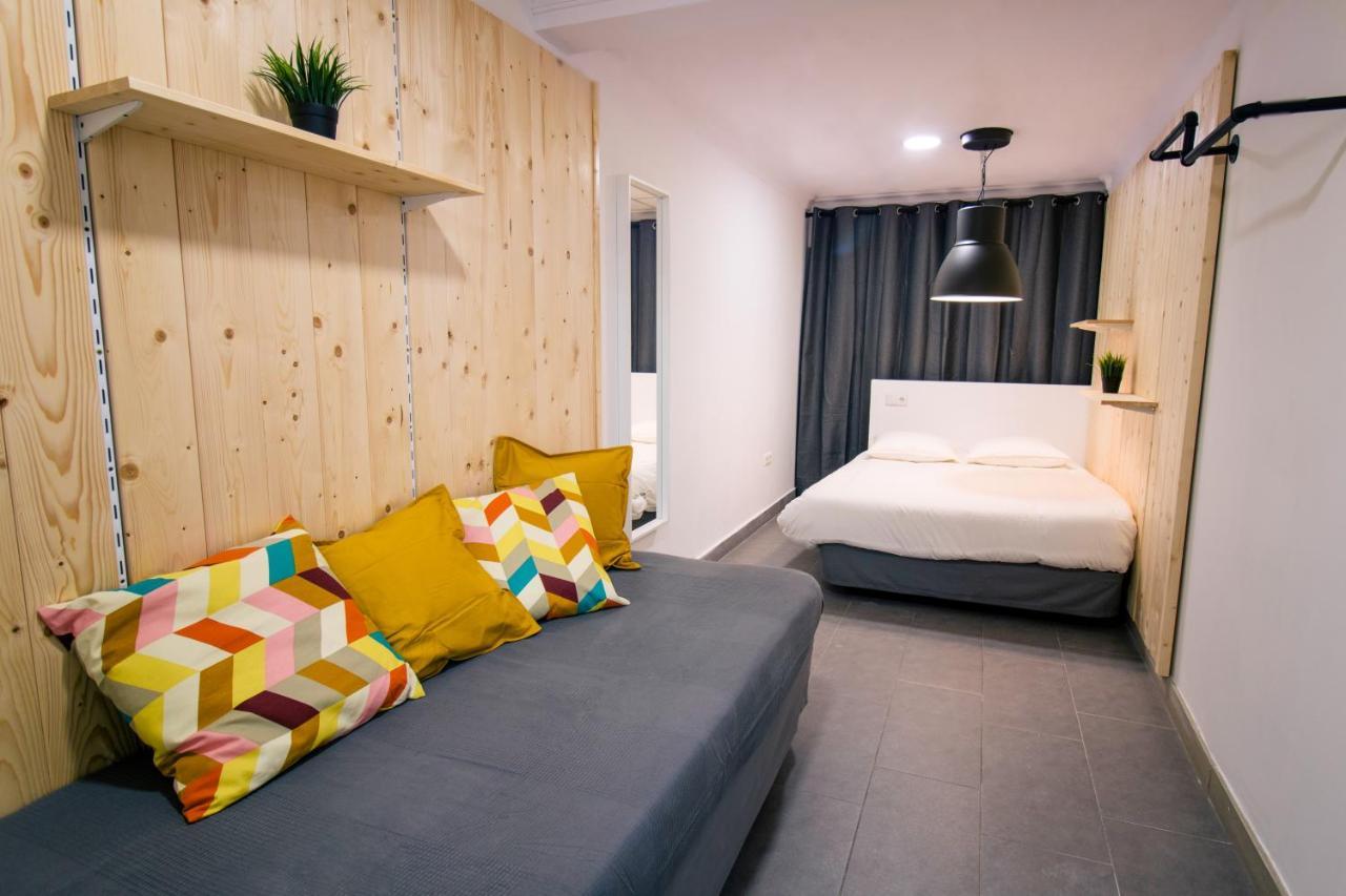 Koala Hostel Alicante Ngoại thất bức ảnh